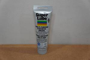 lot 104 image: Super Lube Multi Purpose Synthetic Grease