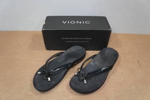 lot 139 image: Vionic Womens Sandals - Size 8