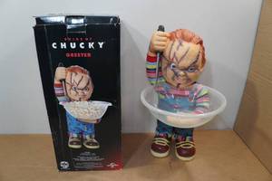 lot 173 image: Bride of Chucky Greeter with Bowl