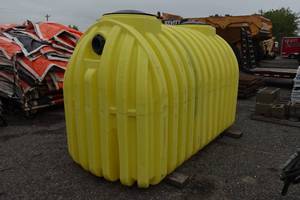 lot 7 image: Norwesco Legacy 1250 Gallon Standard 2 Compartment Septic Tank