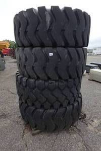 lot 456 image: Used Loader Tires