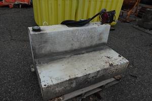 lot 464 image: Better Built 88 Gallon Fuel Transfer Tank with 15 GPM Pump