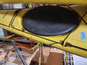 lot 5 image: Squamish Kayak #2 (587047)