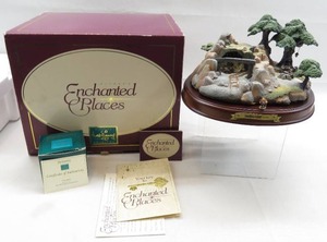 lot 2 image: WDCC Enchanted Places Seven Dwarfs Jewel Mine  Miniature Grumpy Figure