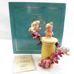 lot 24 image: WDCC Walt Disney Fantasia Loves Little Helpers Cupids