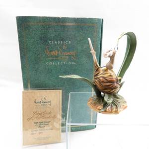 lot 49 image: WDCC Bambi Little April Shower Field Mouse Figure