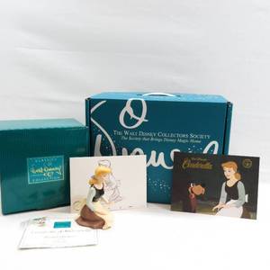 lot 71 image: WDCC Cinderella Wistful Dreamer 2007 Collectors Society