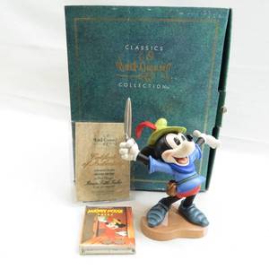 lot 118 image: WDCC Brave Little Tailor Mickey Mouse I Let em Have it Members Only Sculpture