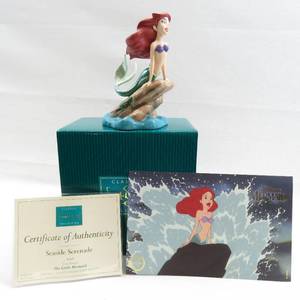 lot 124 image: WDCC The Little Mermaid Ariel Seaside Serenade Figure