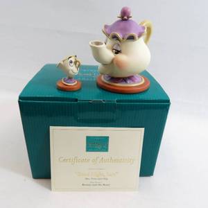 lot 154 image: WDCC Beauty and the Beast Mrs. Potts and Chip Good Night, Luv.