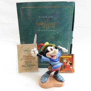 lot 120 image: WDCC Brave Little Tailor Mickey Mouse I Let em Have it Members Only Sculpture