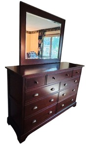 lot 9C image: MB - Wooden Dresser with Mirror, 9 Drawers