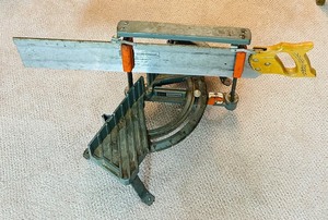 lot 121C image: LL - Craftsman Sears Vintage Mitre Box Saw Hand Miter Guide