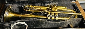 lot 128C image: S - Holton Brass Trumpet with Hard Case