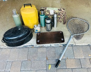 lot 141C image: G - Vintage Camping and Outdoor Gear Collection with Coleman Lantern, Thermoses, and Accessories