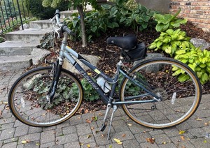 lot 98R image: G - Giant Farrago Hybrid Bicycle