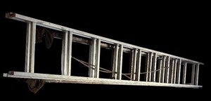lot 150R image: G - White Metal 10 Foot Aluminum Extension Ladder Type III 200lb Rated