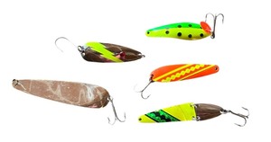 lot 156R image: G - Collection of 5 Assorted Fishing Lures