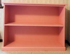 lot 32C image: Pretty Pink Bookshelf