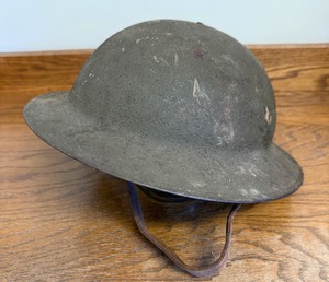 lot 14 image: UNISSUED WWI Doughboy Helmet