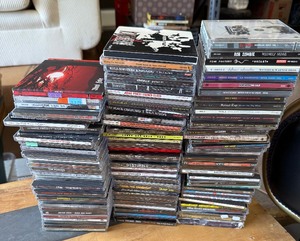 lot 18 image: Large Lot of Assorted Music CDs #1