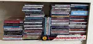 lot 21 image: Large Lot of Assorted Music CDs #4