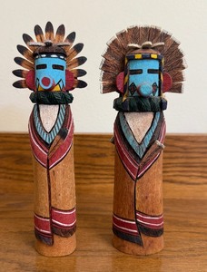lot 60 image: Lot of 2 Vintage Face HOPI Kachina Doll Lot