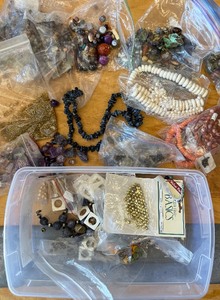 lot 67 image: Beads for Making Jewelry Lot #3