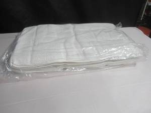 lot 89 image: 12 Pack BOKSER HOME BH70109 White Bath Towel 25 X 54