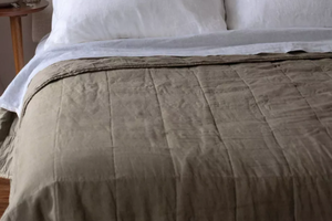 lot 41 image: KingCal King Color Moss French Linen Box Stitch Quilt BOKSER HOME