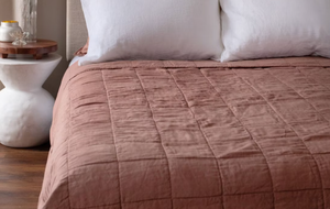 lot 114 image: King Color Clay French Linen Box Stitch Quilt BOKSER HOME