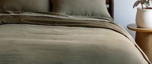 lot 136 image: Size KingCal King Color Moss French Linen and Cotton Duvet Cover & Sham Set BOKSER HOME