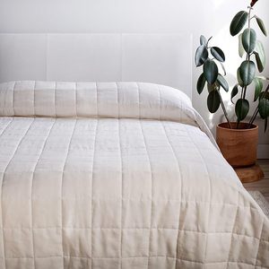 lot 96 image: Size KingCal King Color Cream French Linen Box Stitch Quilt  BOKSER HOME