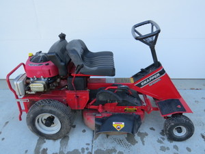 Snapper SR825 Riding Lawnmower