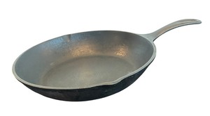 lot 96R image: P - Vintage Cast Iron Skillet Made in USA