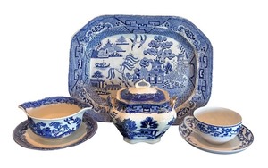 lot 72R image: P - Vintage Blue and White Porcelain Collection by Wedgwood, Meito, Buffalo Pottery and More