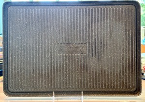 lot 119H image: LR - The Rock 17.5 x 12.5 Inch Nonstick Griddle Pan