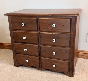 lot 41 image: O - Antique Fairbanks Gold Dust 8-Drawer Wooden Cabinet