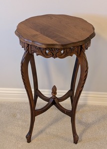 lot 48 image: LL - Vintage Carved Wooden Accent Table with Decorative Apron