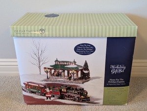 lot 125 image: LL - Department 56 Home For The Holidays Express 11-Piece Holiday Train Gift Set