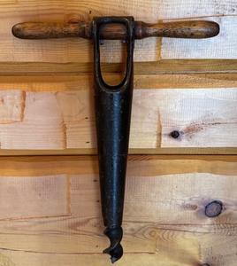 lot 17 image: Antique Two-Handled Coopers Barrel Bung Hole Auger