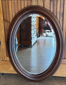 lot 40D image: Large Oval Wall Mirror with Wood Frame