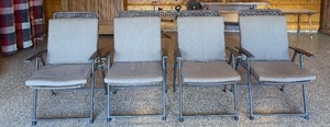 lot 53D image: Set of 4 Outdoor Wicker Patio Chairs with Cushions