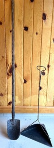 lot 160N image: Vintage Coal Shovel and JOS. ROMANOWSKI & SON Coal Scuttle Ash Pan Set