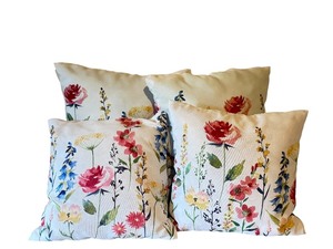 lot 105D image: LL - Set of 4 Floral Throw Pillows, 2 Sizes