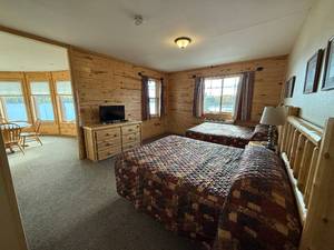 Northern MN Escape I 2 Rooms 3 Nights!