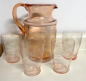 lot 133R image: P - Vintage Etched Pink Depression Glass Pitcher with 4 Matching Glasses