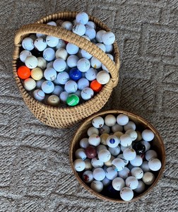 lot 137R image: P - Collection of Assorted Golf Balls by Callaway, Pinnacle, Wilson and More