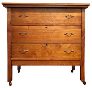 lot 93H image: MBR - Vintage Wooden 3-Drawer Dresser