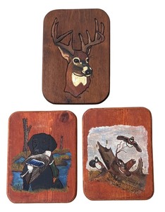 lot 344R image: G - Set of 3 Vintage Hand-Painted Wooden Wildlife Plaques